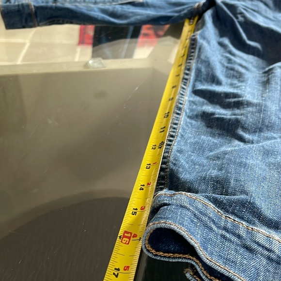 Levi’s, L, versatile layer, pockets, adjustable waist, EUC - Picture 5 of 8